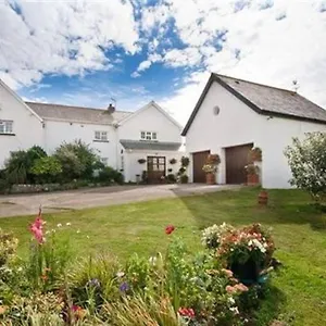 1-bed On Coastal Pathway In South Wales Holiday home