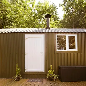 Riverwood Farms Shepherds Hut Campsite