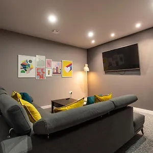 https://stag-apartment-flat-10.yorkshirehotels.net