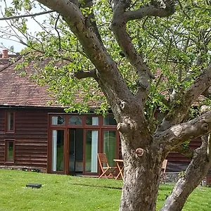 https://brooklands-barn.bournemouth-hotels.org